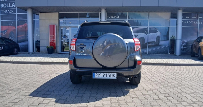 Toyota RAV4 cena 55900 przebieg: 240535, rok produkcji 2011 z Kalisz małe 596